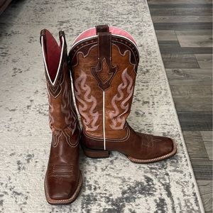 Ariat cowboy boots